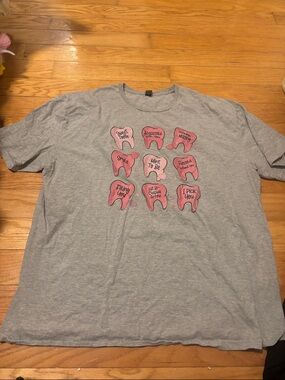 Gildan Gray Tee with Pink Tooth Graphic